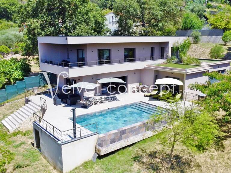 Villa Californienne de luxe - proche village — photo 1