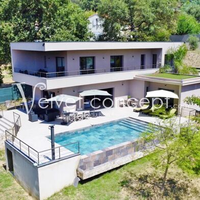 Maison 10 pièces 2250000 €