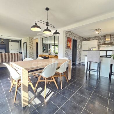 Maison 6 pièces 426400 €