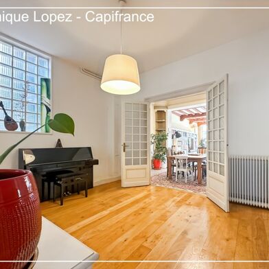 Maison 10 pièces 549000 €