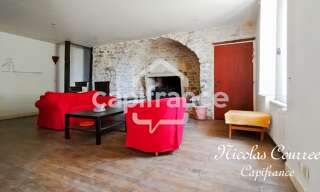 Maison 8 Pièces 189 m² à vendre à Sauzé-Vaussais (79190)