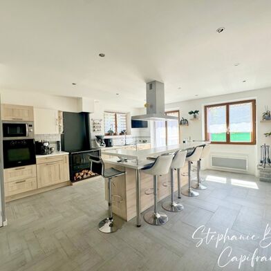 Maison 13 pièces 334000 €