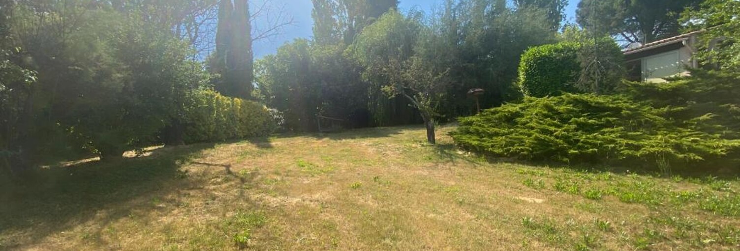 Terrain  912 m² à vendre à Villecroze (83690)