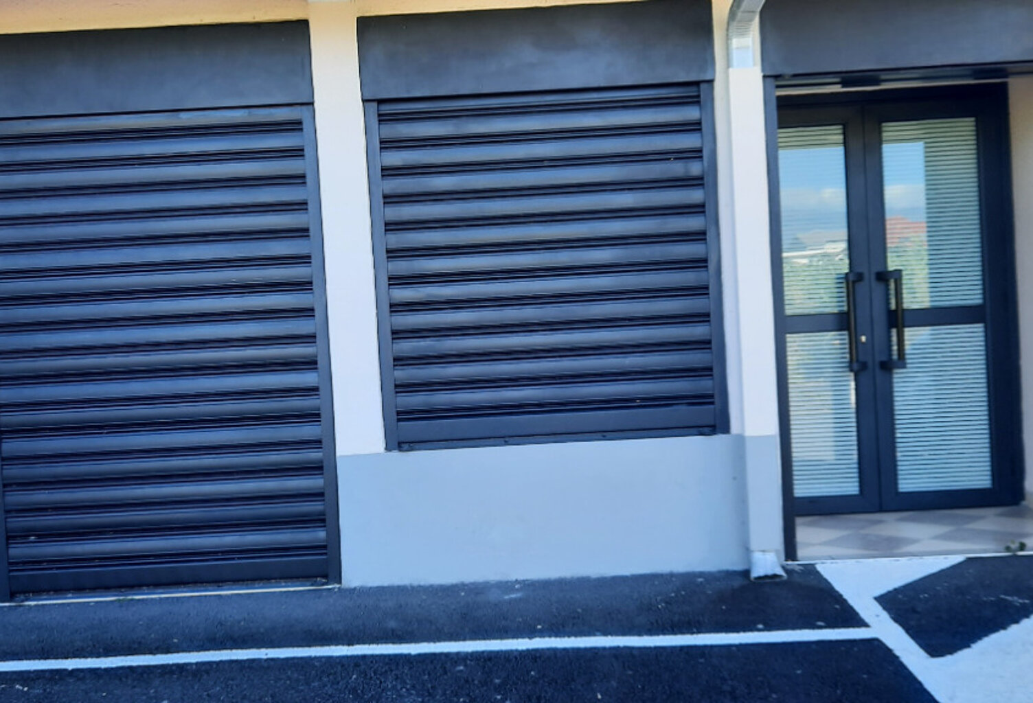 A louer Local professionnel   de 52 m²  sur Saint-André — photo 1