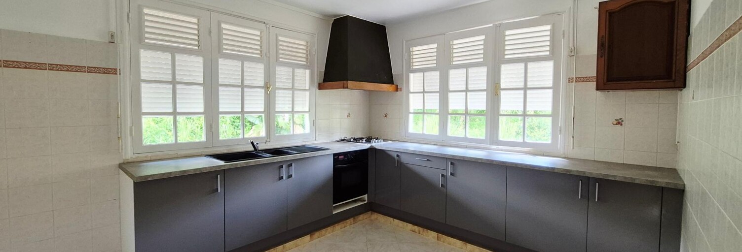 Maison 5 Pièces 164 m² à louer à Lamentin (97129)