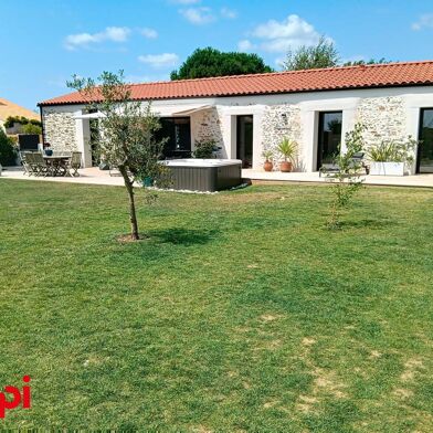 Maison 4 pièces 499000 €