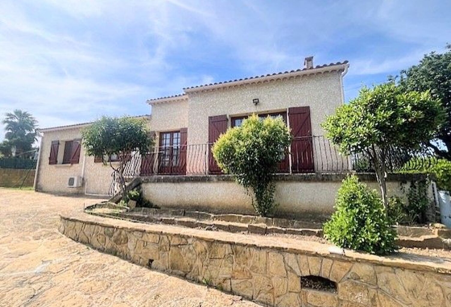 Maison À Vendre SIX FOURS LIMITE LA SEYNE — photo 1