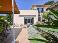 La Seyne limite Six Fours - Maison indépendante T5 avec piscine - vue dégagée! — photo 3