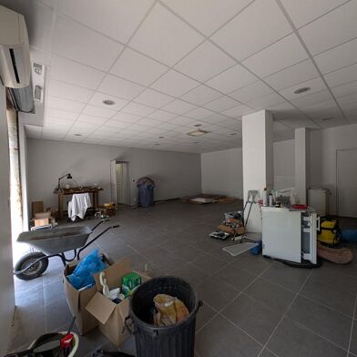 Immeuble  208650 €