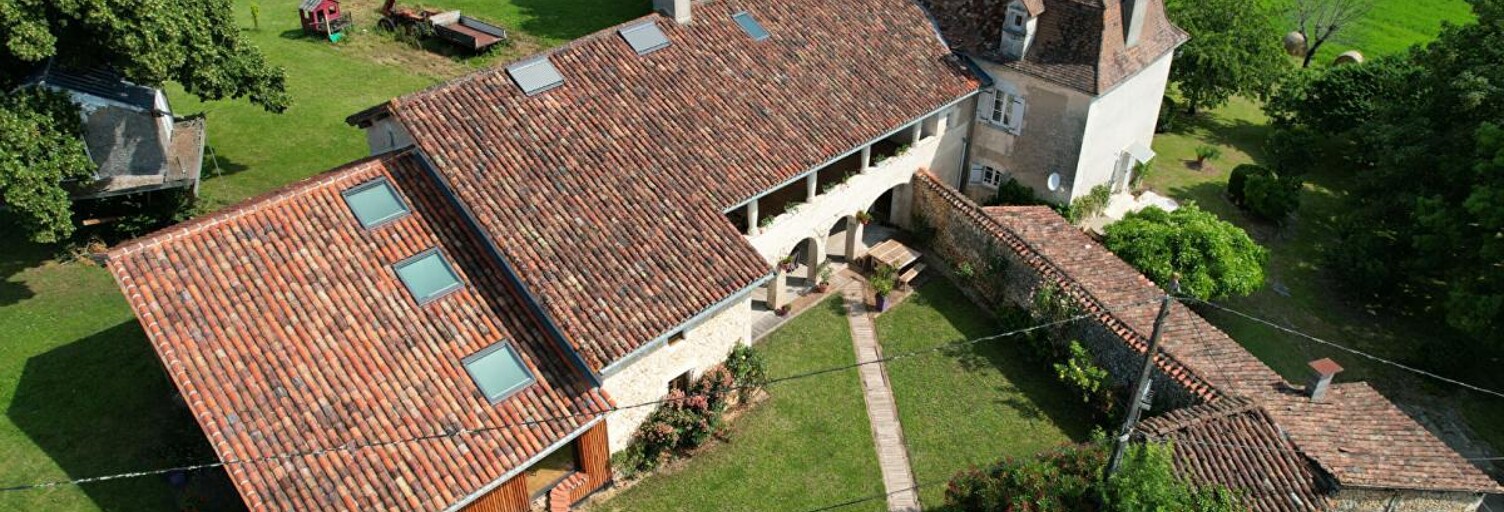 Maison 13 Pièces 390 m² à vendre à Jaure (24140)