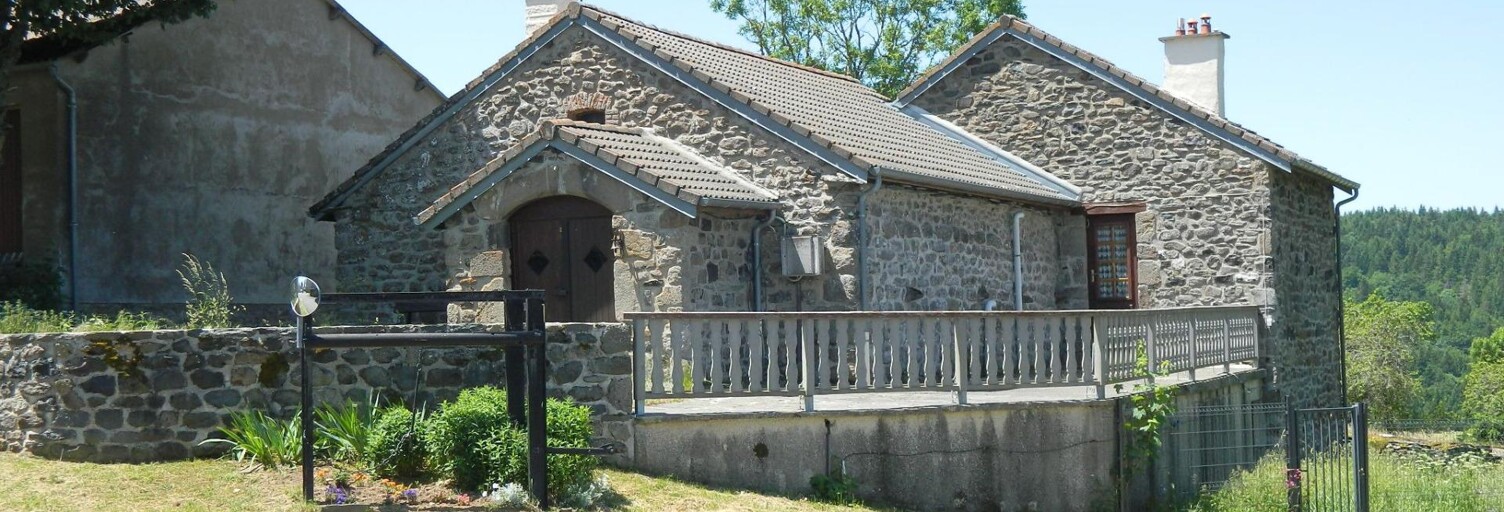 Maison 7 Pièces 172 m² à vendre à Freycenet-la-Cuche (43150)