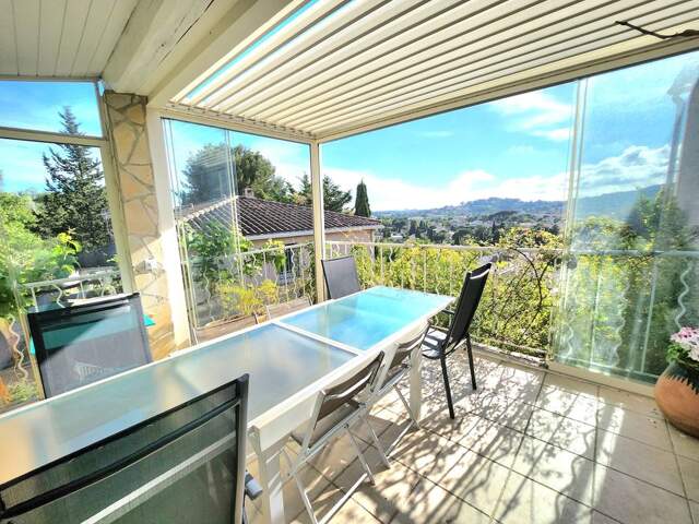MAISON DE 242 HAB //  TERRAIN 1196 M² // PISCINE / SAUNA / SPA — photo du bien
