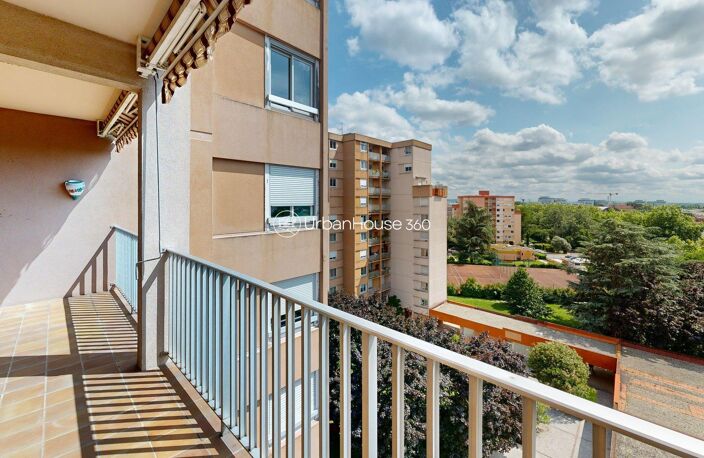 GRAND APPARTEMENT LUMINEUX T5 104m2 CAVE PARKING — photo 4