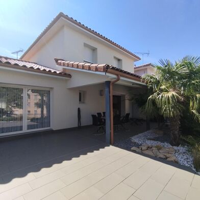 Maison 7 pièces 339000 €