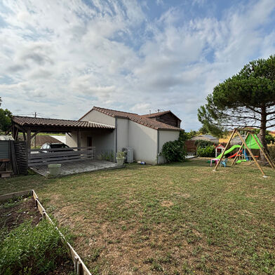 Maison 6 pièces 374400 €