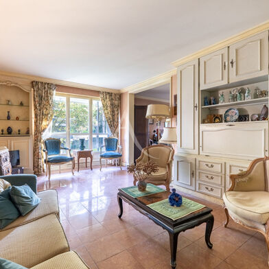 Appartement 5 pièces 219950 €