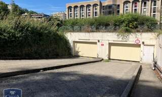 Garage   m² à louer à Chambéry (73000)
