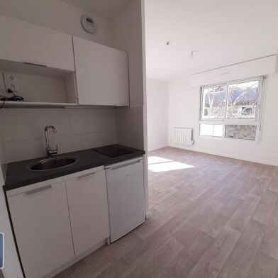 Appartement 1 pièces 550 €