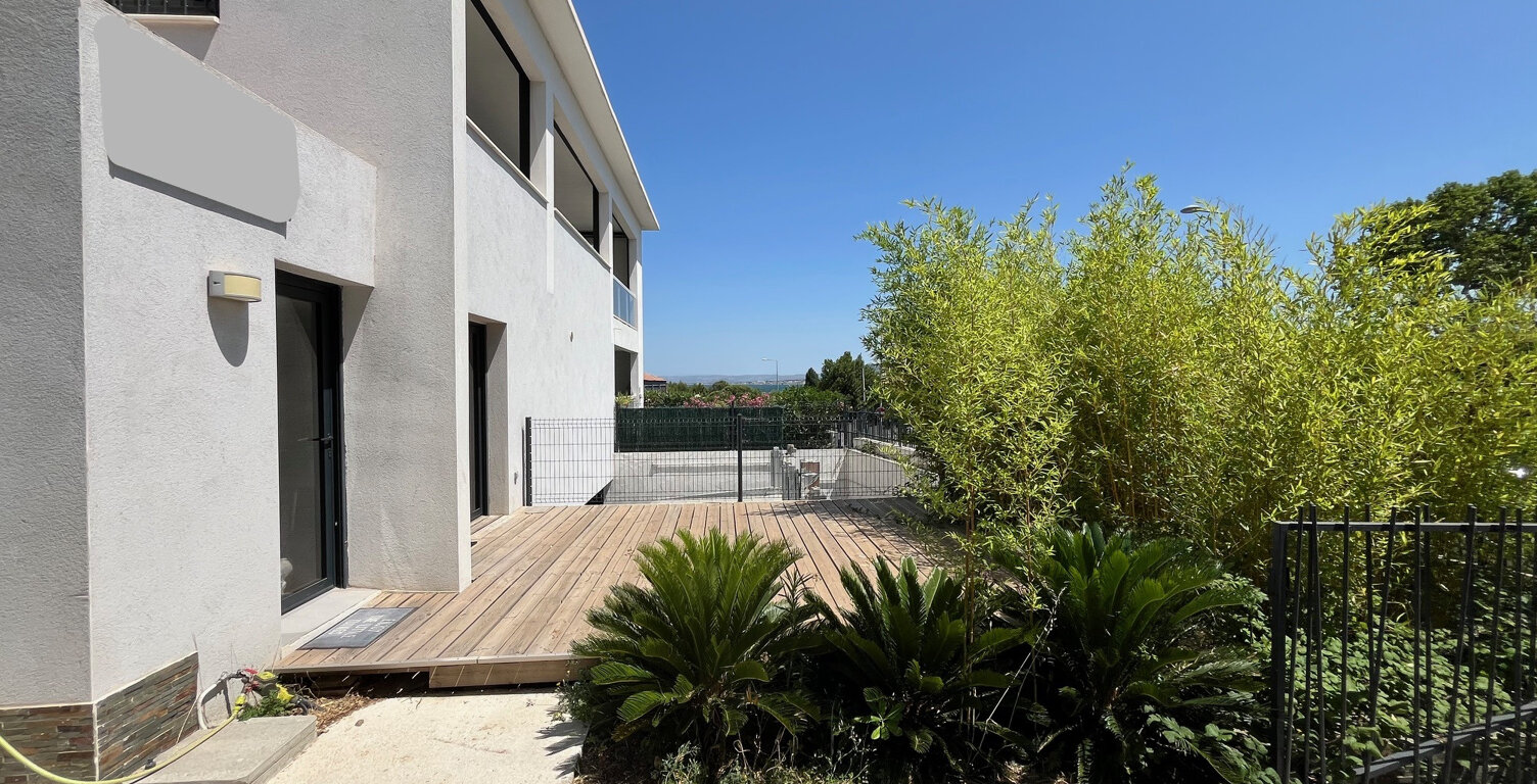 À Vendre   Bureau lumineux avec jardin privatif en centre-vi — photo 1