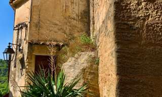 Maison 7 Pièces 140 m² à vendre à La Roque-sur-Pernes (84210)