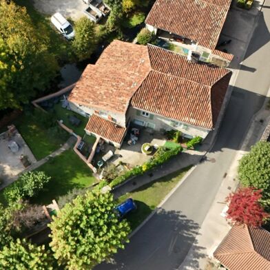 Maison 10 pièces 296520 €