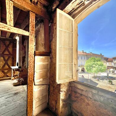 Immeuble  109000 €