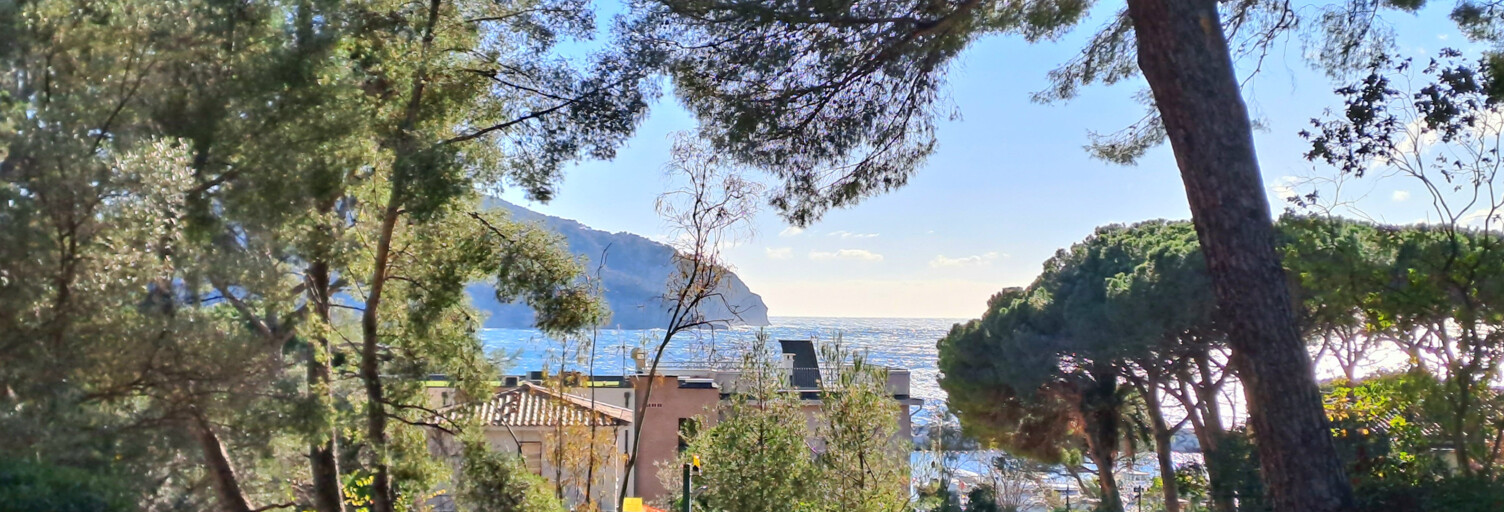 Appartement 1 Pièce 19 m² à vendre à Saint-Cyr-sur-Mer (83270)