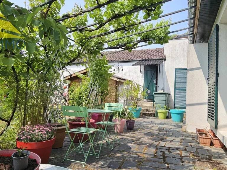 Charmante maison de plain-pied avec jardin – Boussy-Saint-Antoine — photo 1