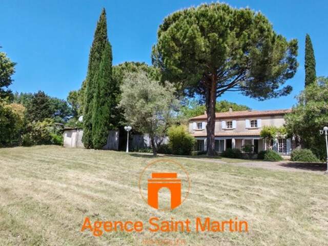 Maison 9 P+C — photo du bien