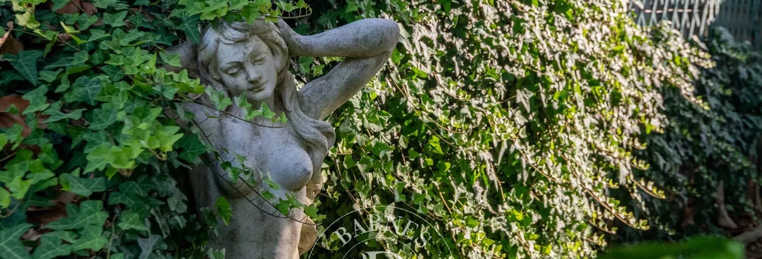 Appartement 5 Pièces 188 m² à vendre à Lyon 7 (69007)