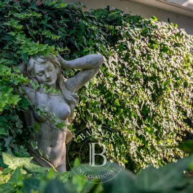 Appartement 5 pièces 699500 €