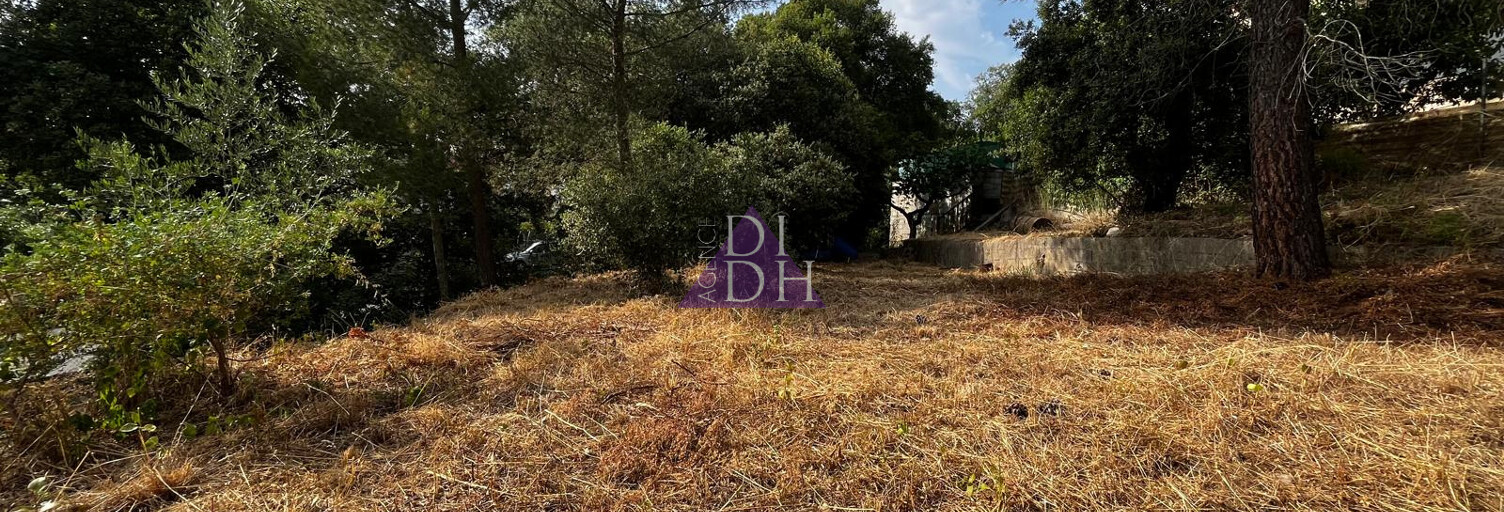 Terrain  504 m² à vendre à Pierrefeu-du-Var (83390)