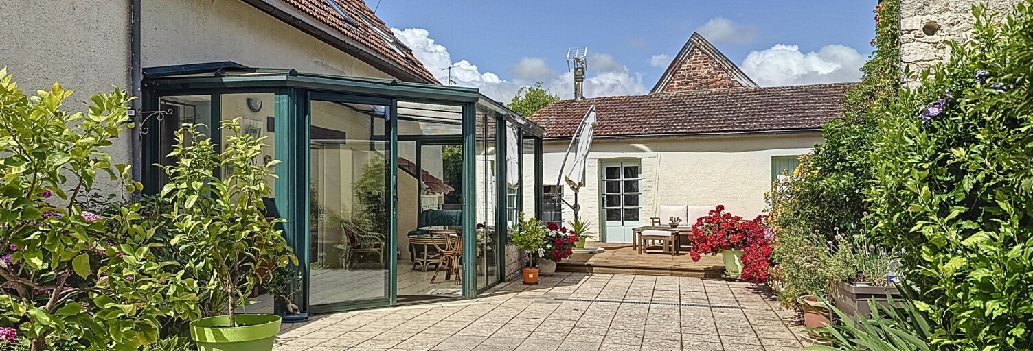 Maison 6 Pièces 128 m² à vendre à Sours (28630)