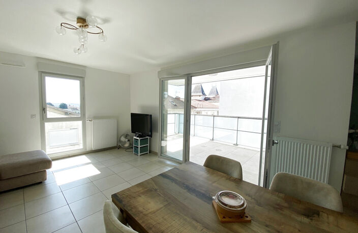 Superbe T3 balcon et vue dégagée — photo 4