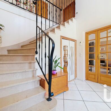 Maison 7 pièces 519000 €