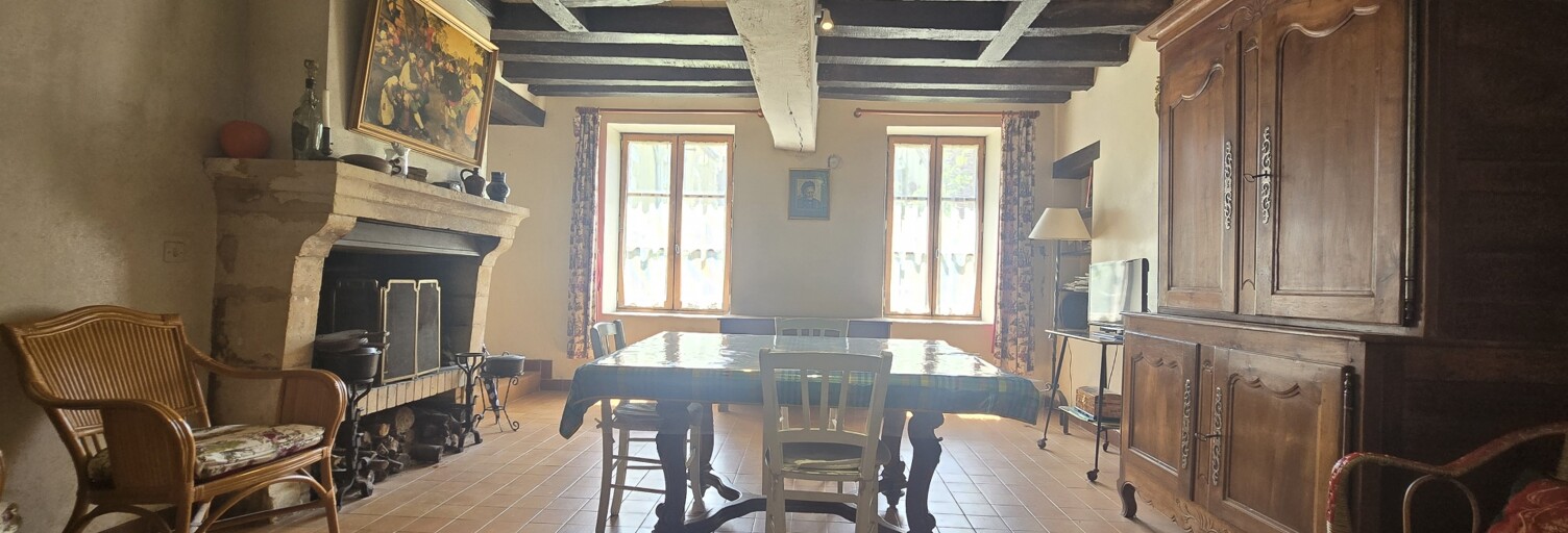 Maison 5 Pièces 95 m² à vendre à Val-au-Perche (61130)