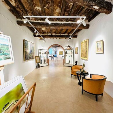 Commerce  215000 €