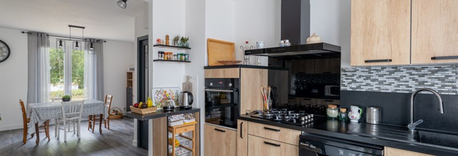 Maison 5 Pièces 126 m² à vendre à Poursay-Garnaud (17400)