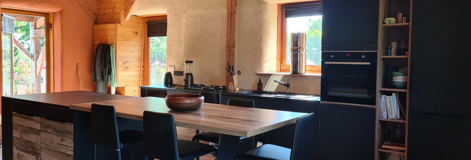 Maison 4 Pièces 82 m² à vendre à Saintes (17100)