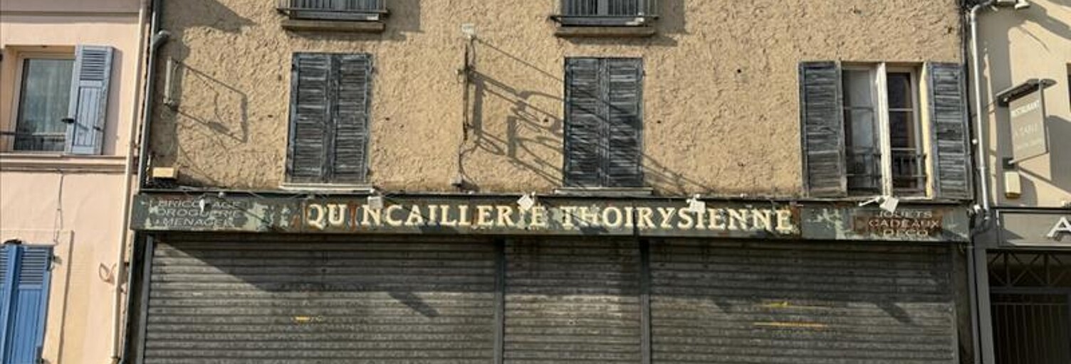 Immeuble   m² à vendre à Thoiry (78770)