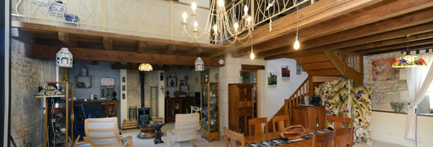 Maison 14 Pièces 451 m² à vendre à Villiers-le-Roux (16240)