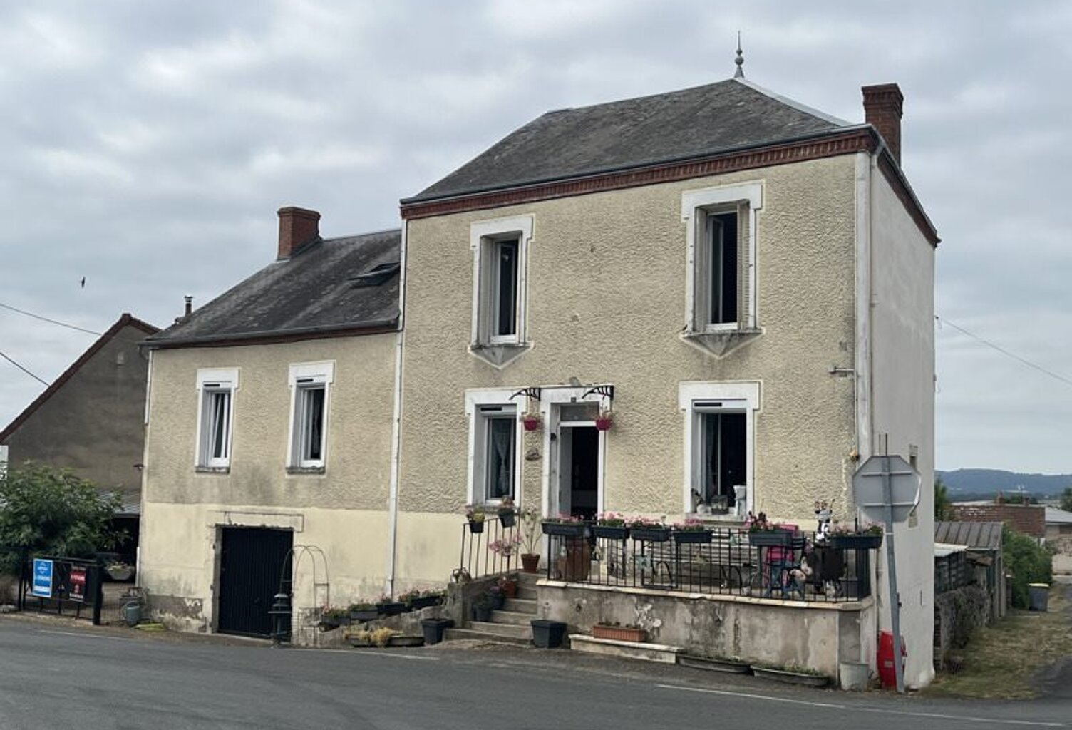 Maison de ville de 5 pièces principales — photo 1