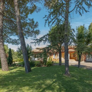 Maison 6 pièces 1050000 €