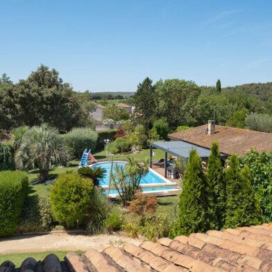 Maison 6 pièces 1050000 €