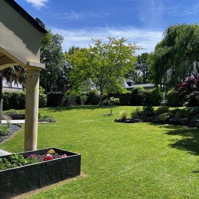 Maison 7 pièces 751679 €