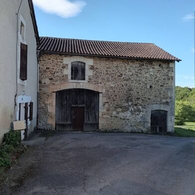 Maison 4 pièces 77420 €