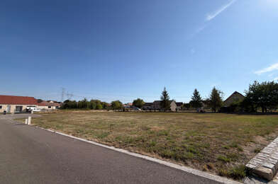 Terrain  79900 €