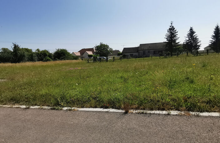 À vendre   Terrain constructible ( à bâtir) à Bouranton   87 — photo 3