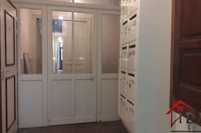 Maison 13 pièces 301600 €