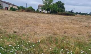 Terrain  881 m² à vendre à Coutras (33230)
